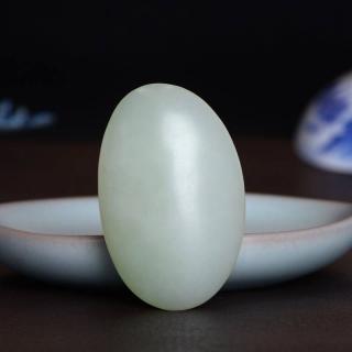 和田玉带翠莲花 俄料白玉翠青苏工大师 全场新疆和田籽料碧玉包邮